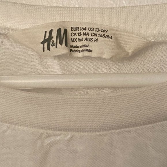 PRICE DROP! Unicorn Crop top - Picture 2 of 3